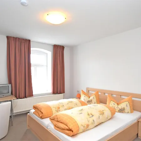 Spacious Mansion In Lehesten With Sauna * Lehesten